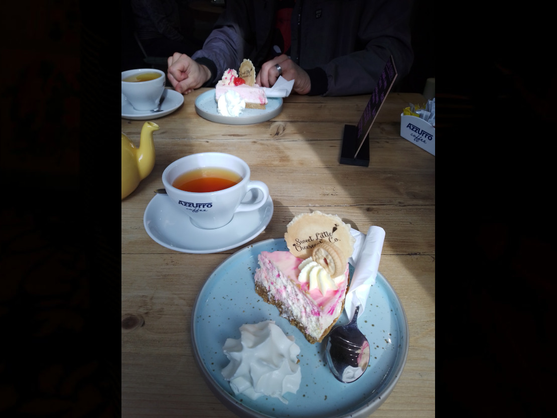 Pink cheesecake