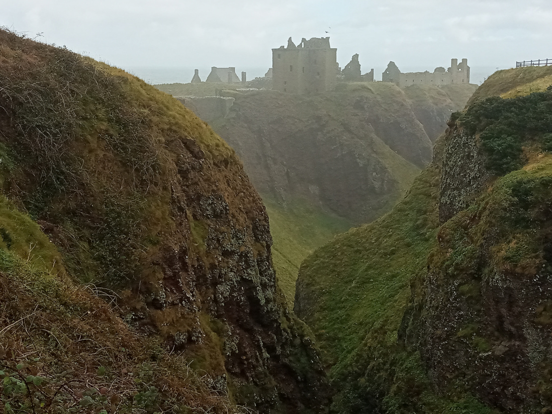 Dunnottar castle from the front
