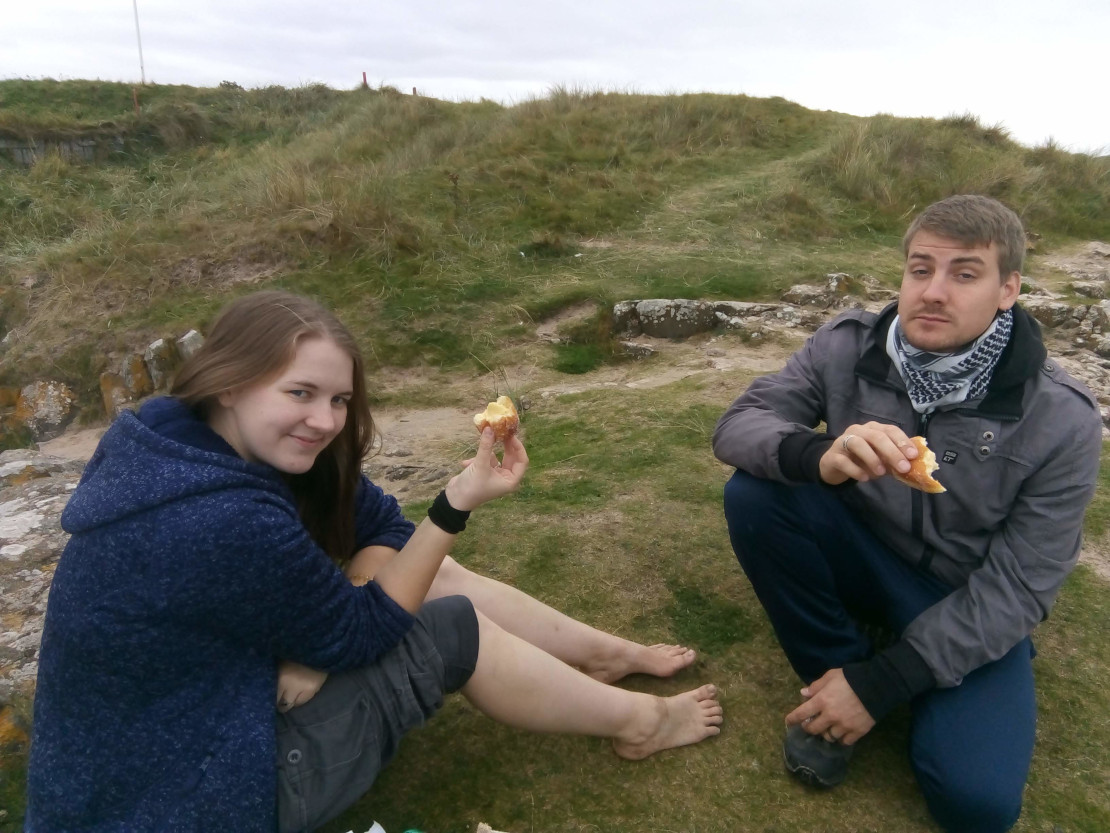 Mike and Lilo enjoying baked goods